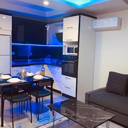Luxury 1 1 Apartment, Gold Aura Apartament *