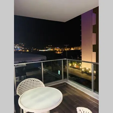 Luxury 1 1 Apartment, Gold Aura Apartament